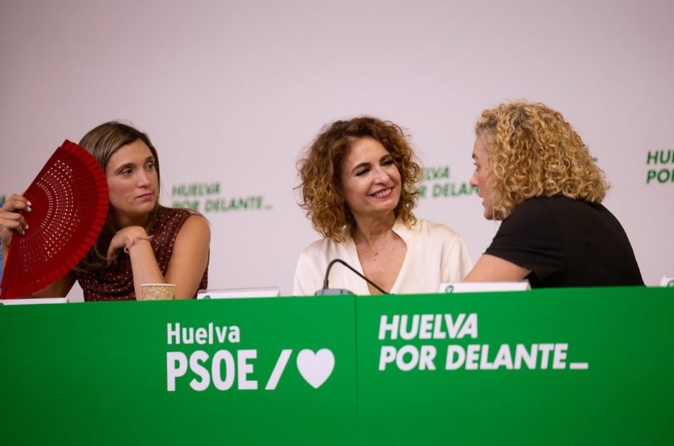 La secretaria general del PSOE de Andalucía, María Jesús Montero, durante la reunión.