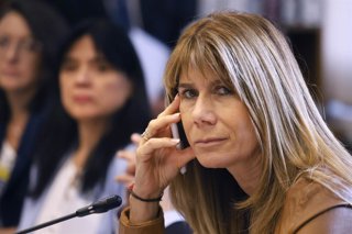 Valparaiso, 8 de abril 2026  La ministra de Energia, Ximena Rincon,  durante la comision de Mineria y Energia en el Senado  Sebastian Cisternas/Aton Chile