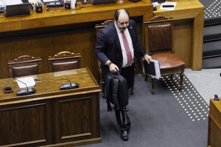 Valparaiso, 16 de junio 2026 El ministro de Trabajo Tomas Rau en la Sesion del Senado Sebastian Cisternas/Aton Chile