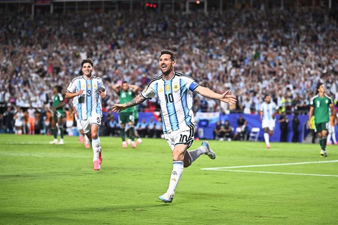 17 de junho de 2026, EUA, Kansas City: O argentino Lionel Messi comemora após marcar o segundo gol de sua equipe durante a partida do Grupo J da Copa do Mundo da FIFA 2026 entre Argentina e Argélia, no Kansas City Stadium. Foto: Tom Weller/dpa - NOTA IMPO