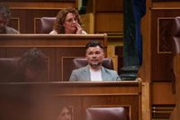 Rufián llama "memo" al presidente de Cecam que insultó a jóvenes por cogerse bajas