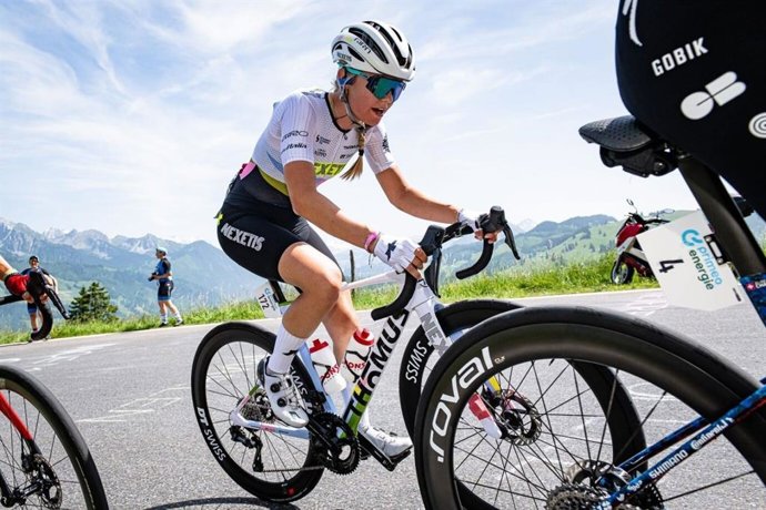 La suiza Ginia Caluori se incorpora al Movistar Team hasta 2028