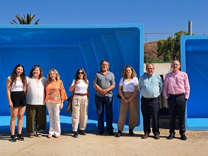 La delegada territorial de Empleo, Empresa y Trabajo Autónomo de la Junta de Andalucía en Málaga, Carmen Sánchez Sierra, visita a las instalaciones de 'PoliesterKiko'