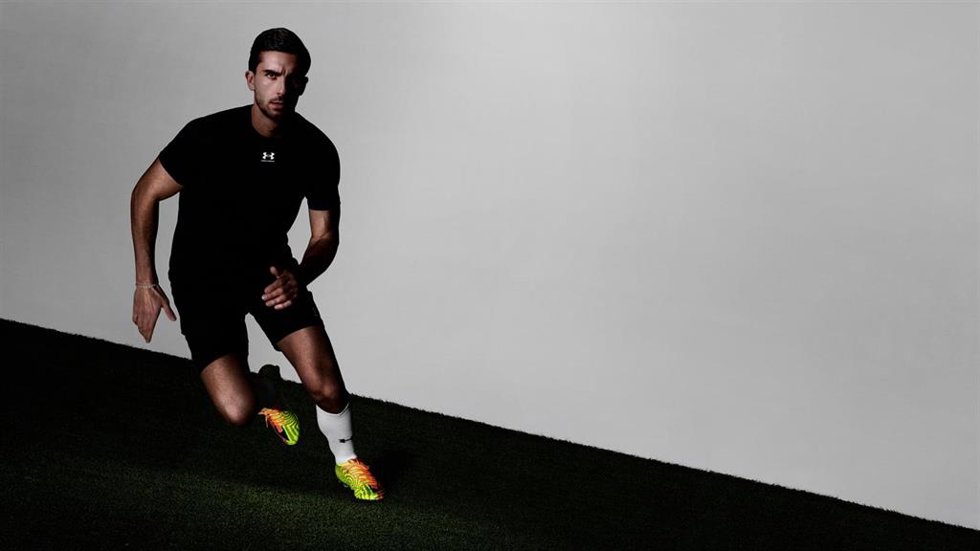 Ferran Torres calzará las botas Shadow Elite 4 de Under Armour en el Mundial de fútbol de 2026.