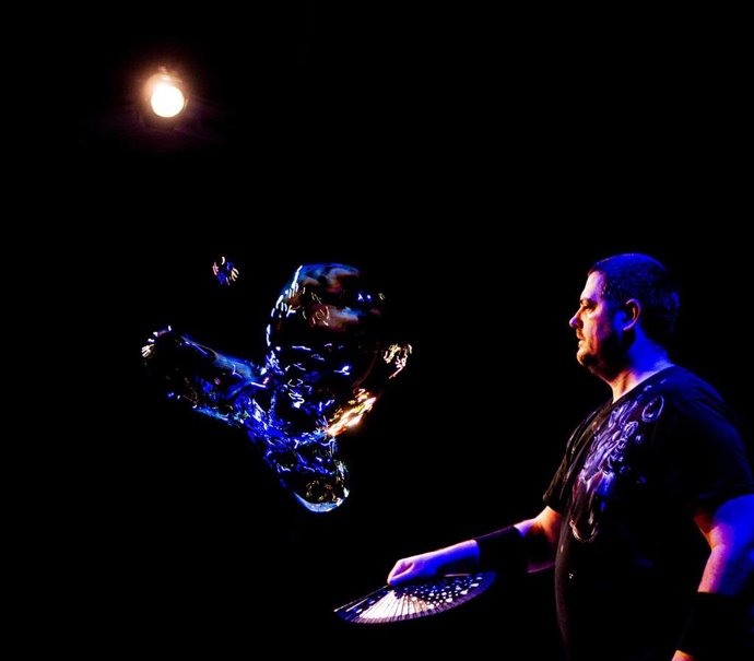 Espectáculo en el marco del Circuito 107 Programa Cultural de la Diputación de Sevilla