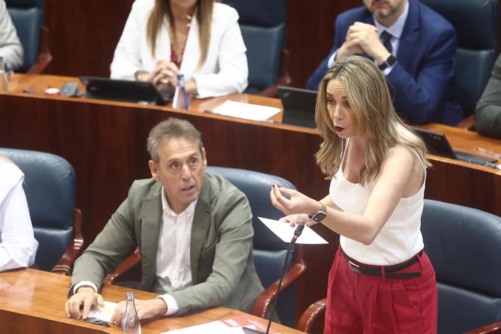 La portavoz socialista en la Asamblea de Madrid, Mar Espinar, durante un pleno en la Asamblea de Madrid
