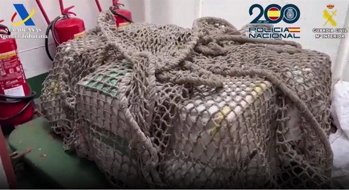 Cocaína interceptada en velero abordado con unos 500 kilos de cocaína al sur de Canarias