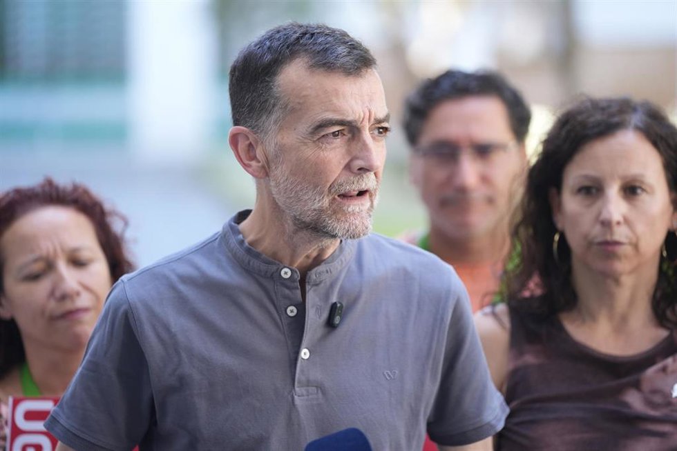 El portavoz de Por Andalucía Antonio Maíllo, durante la  rueda de prensa de los grupos parlamentarios, tras la sesión constitutiva del Parlamento que se desarrolló el pasado jueves. A 17 de junio de 2026 en Sevilla (Andalucía, España).