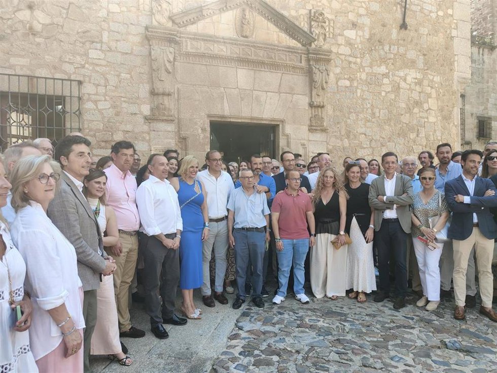 Elena Manzano presenta su candidatura a la Presidencia del PP en la provincia de Cáceres