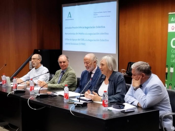 Ponentes en la Jornadas Provinciales de Negociación Colectiva organizadas por el Consejo Andaluz de Relaciones Laborales