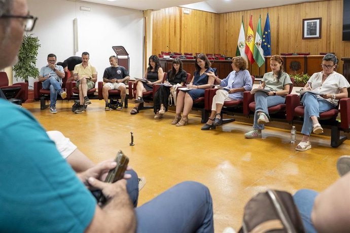 El Gobierno local presenta las propuestas educativas para el próximo curso, con un homenaje a la Generación del 27