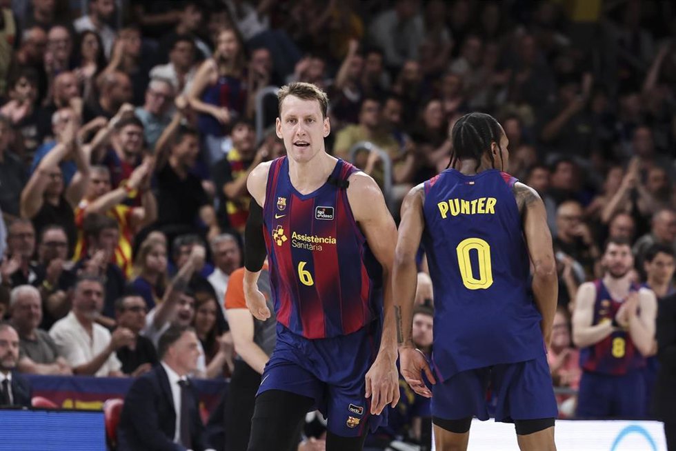 Jan Vesely, del Barça, en un partido de 'Playoff' de la Liga Endesa 2025/26 en el Palau Blaugrana
