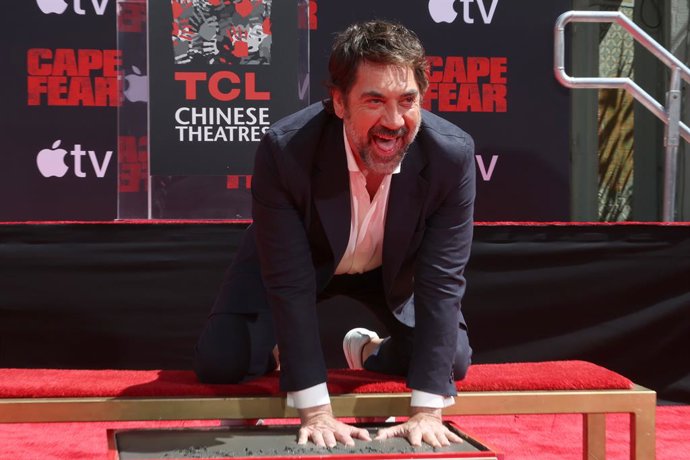 Javier Bardem fa història com el primer espanyol a deixar les seues petjades a Hollywood i càrrega contra Trump i l'ICE