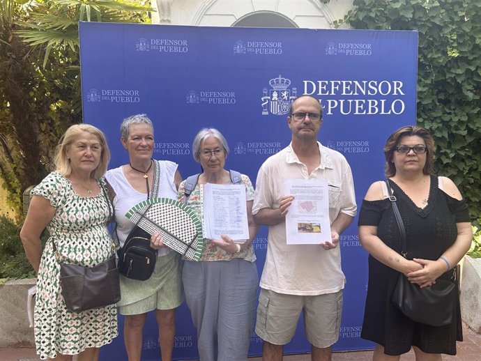 La Asamblea Vecinal de San Blas-Simancas denuncia ante el Defensor del Pueblo "abandono y degradación de ambos barrios"