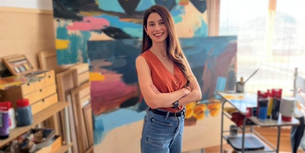 La artista y mentora creativa Ana Sara Soberón impartirá en Suances el Curso de Verano de la Universidad de Cantabria (UC), 'El lenguaje del gesto y la materia en la creación del paisaje abstracto'.