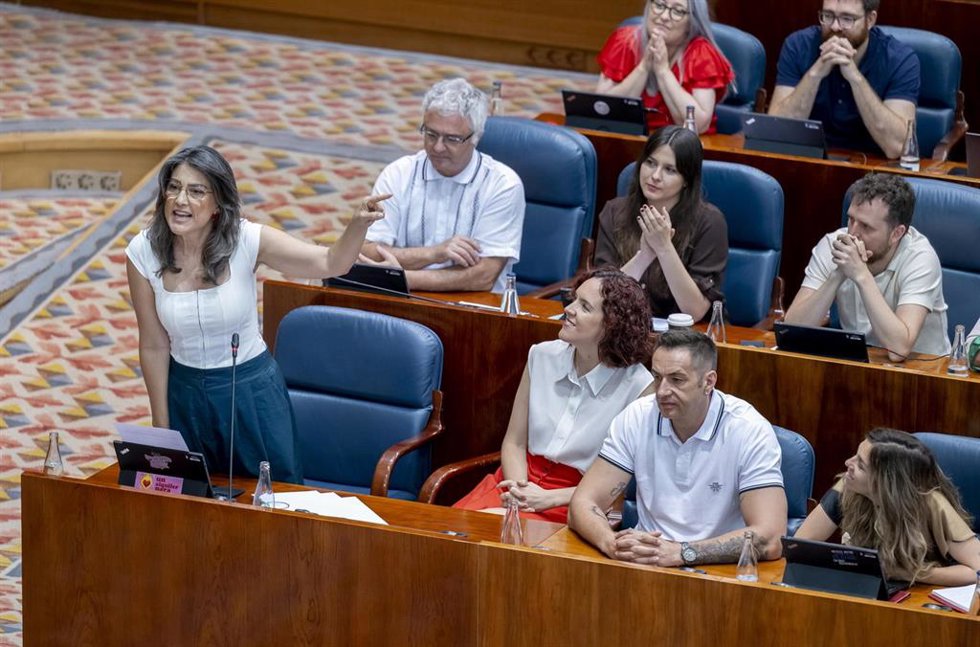 La portavoz de Más Madrid en la Asamblea de Madrid, Manuela Bergerot, durante un pleno de la Asamblea de Madrid