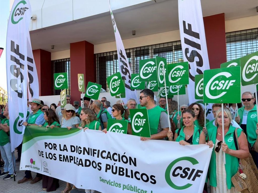 CSIF se moviliza en la Seguridad Social por el incumplimiento de los acuerdos de mejoras laborales.