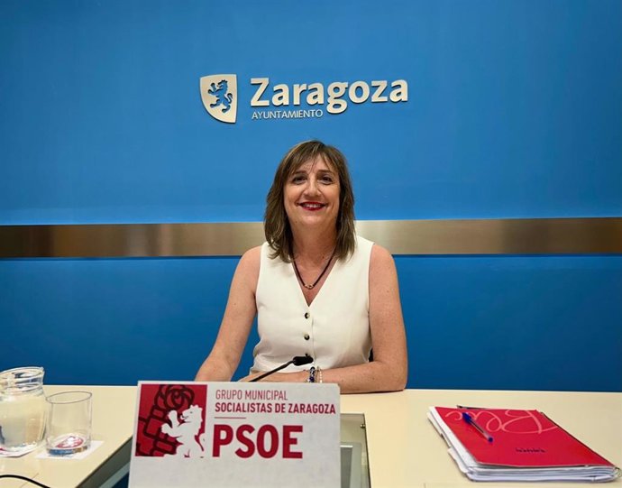 La portavoz del grupo municipal del PSOE en el Ayuntamiento de Zaragoza, Lola Ranera