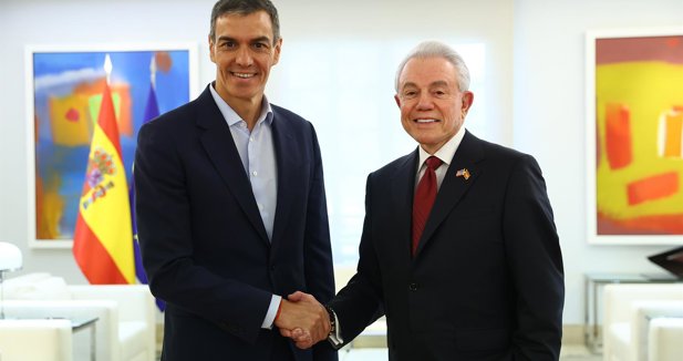 Sánchez recibe por primera vez al embajador de EEUU a menos de un mes de su reencuentro con Trump en la OTAN