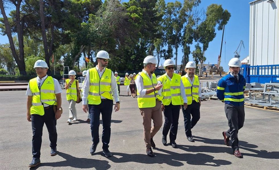Responsables de la Universidad del Magdalena, de la Zona Franca de Tayrona y de la Cámara de Comercio de Santa Marta de Colombia en Cádiz junto al delegado de la Zona Franca, Fran Gozález.