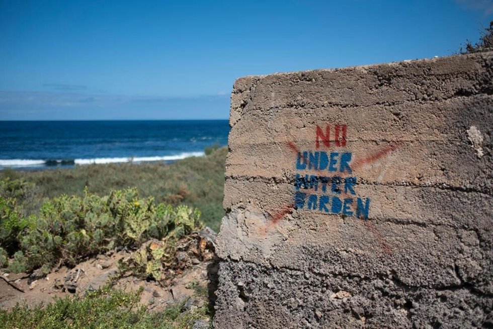 Archivo - Pintada en contra del proyecto turístico 'Underwater Garden'