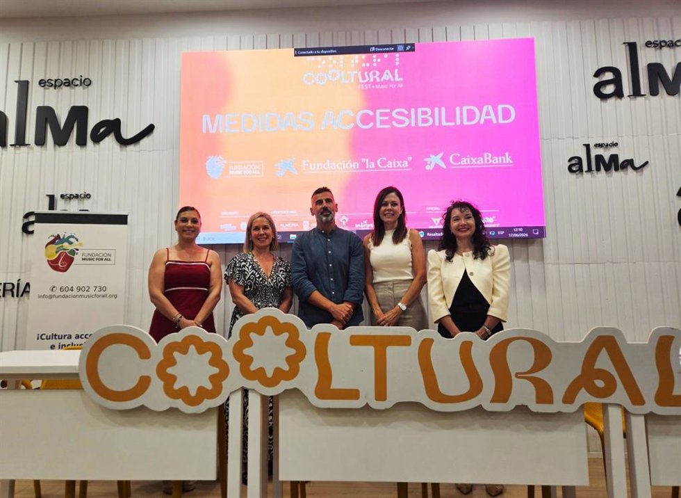 Presentación de las medidas de accesibilidad del Cooltural Fest 2026 en el Espacio Alma de Almería.
