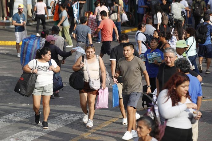 Perú.- Invierno 2026: Gamarra apostará por prendas ligeras y ofertas ante invierno menos intenso