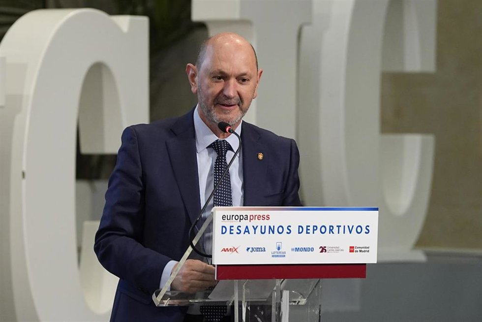 Archivo - Rafael Louzán, presidente de la RFEF.