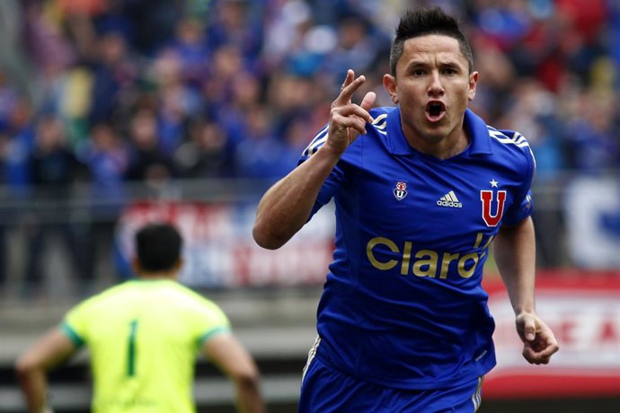 Futbol, Audax v Universidad de Chile. Novena fecha, Campeonato de Apertura 2014/15. El jugador de Universidad de Chile Gustavo Canales celebra su gol contra Audax durante el partido de primera division disputado en el estadio Bicentenario La Florida de