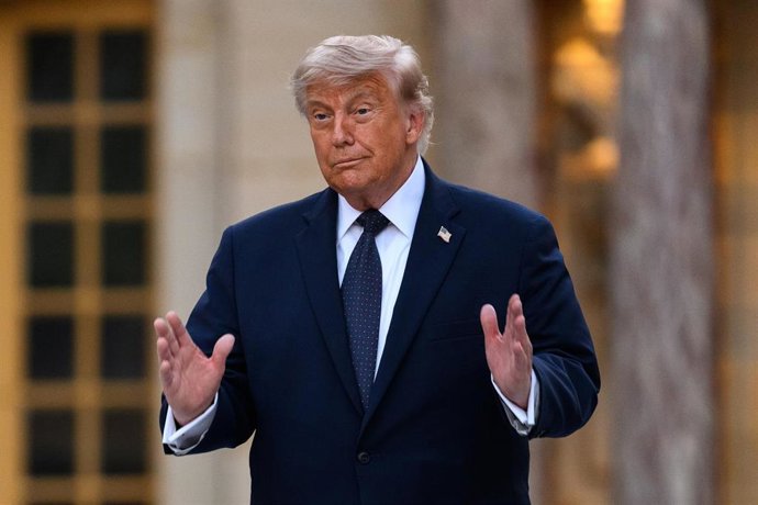 17 June 2026, France, Paris: US President Donald Trump arrives at the Palace of Versailles to attend an event marking the 250th anniversary of US independence. Photo: Julien Mattia/Le Pictorium via ZUMA Press/dpa