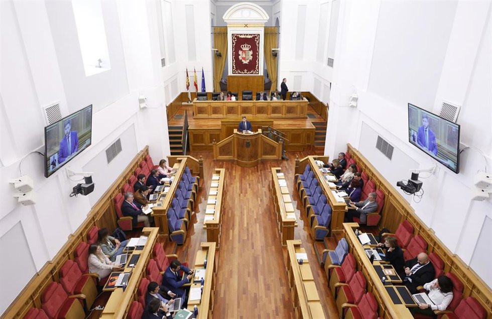 Archivo - Pleno de las Cortes