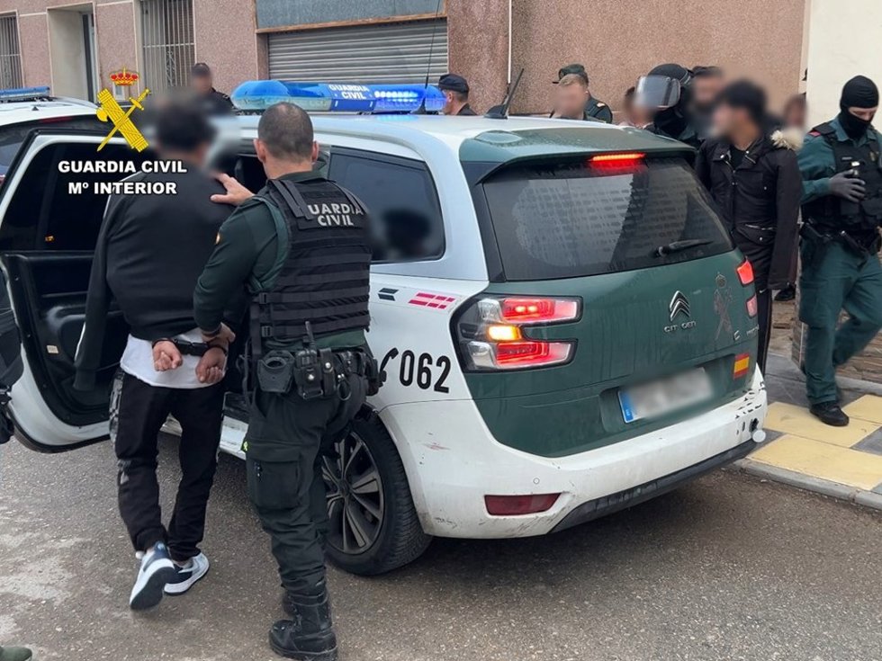 Detención de prófugos