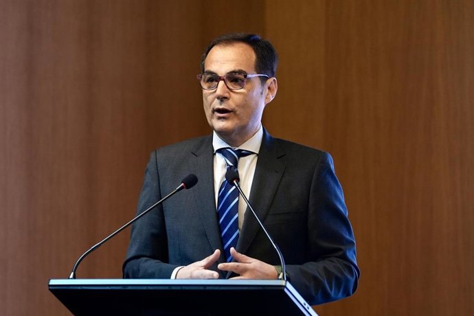 Archivo - El consejero en funciones de Justicia, Administración Local y Función Pública de la Junta de Andalucía, José Antonio Nieto, en una imagen de archivo.