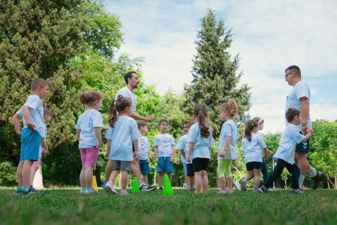 Busca & Encuentra: verano para familias y neurodesarrollo