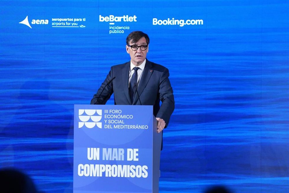 El presidente de la Generalitat de Catalunya, Salvador Illa, este jueves en el Foro Económico y Social del Mediterráneo en Barcelona.