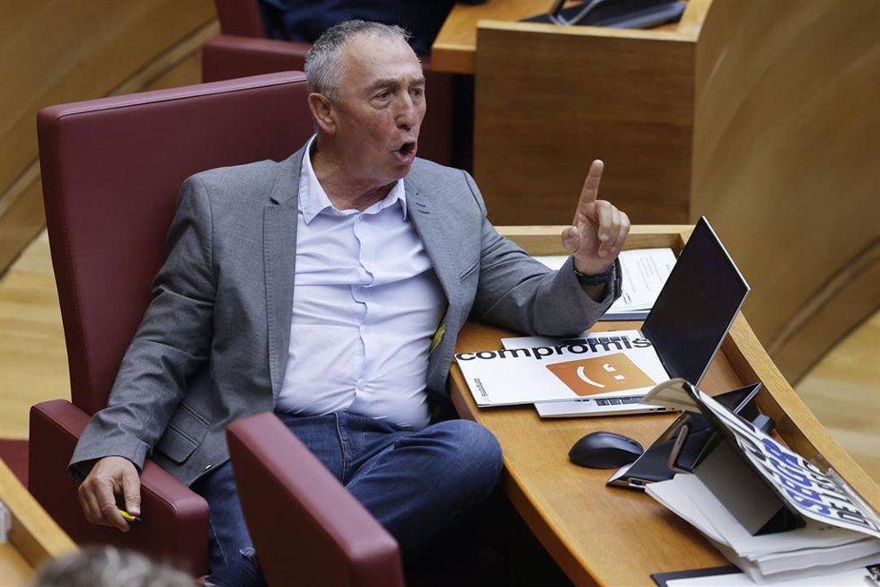 El diputado de Compromís Joan Baldoví durante una sesión plenaria en Les Corts