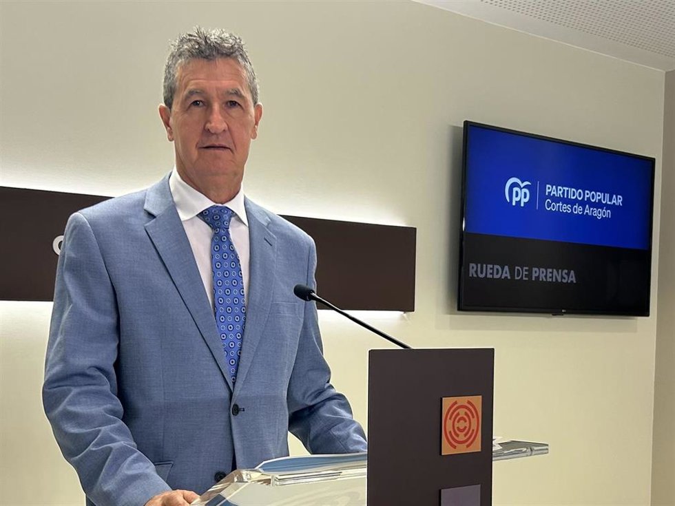 El portavoz de Fomento del PP en las Cortes de Aragón, Antonio Romero.