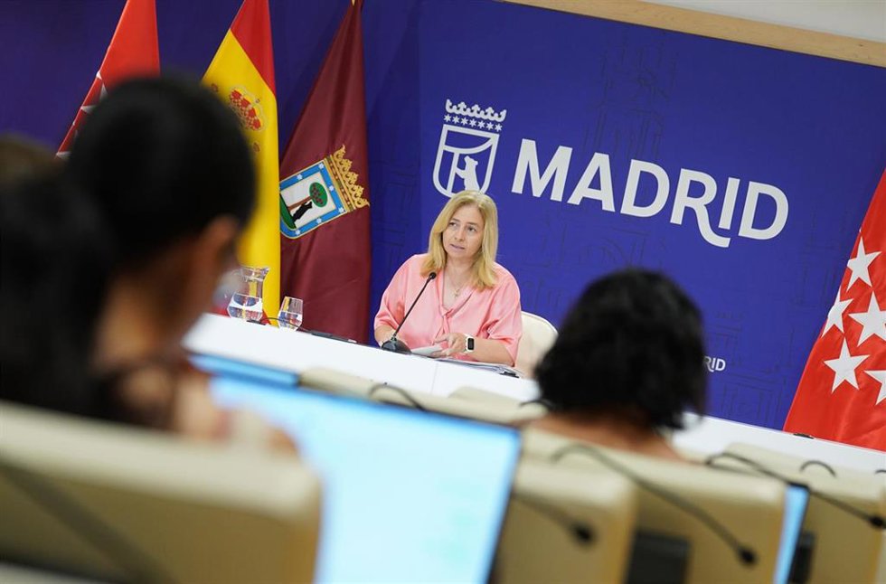 La portavoz municipal, vicealcaldesa y delegada de Seguridad y Emergencias, Inma Sanz, en la rueda de prensa posterior a la Junta de Gobierno