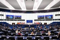 La Eurocámara condena la "represión sistemática" del "régimen de Cuba" y pide un "cambio económico profundo"