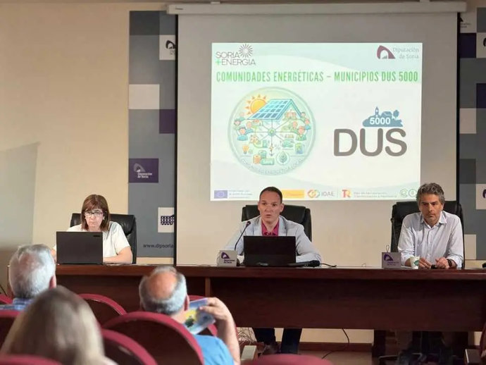 Jornada sobre autoconsumo fotovoltaico y creación de comunidades energéticas en la Diputación de Soria.