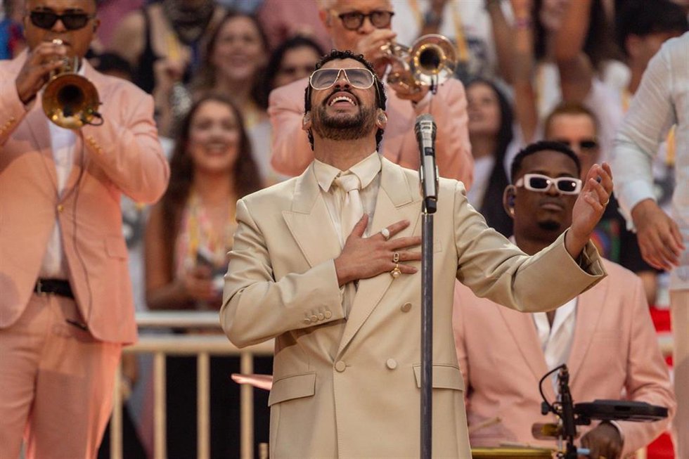 El cantante Bad Bunny actúa durante su último concierto, en el Riyadh Air Metropolitano, a 15 de junio de 2026, en Madrid (España).