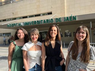 Profesionales del Hospital de Jaén presentes en el Grupo de Trabajo de Genética de Andalucía.