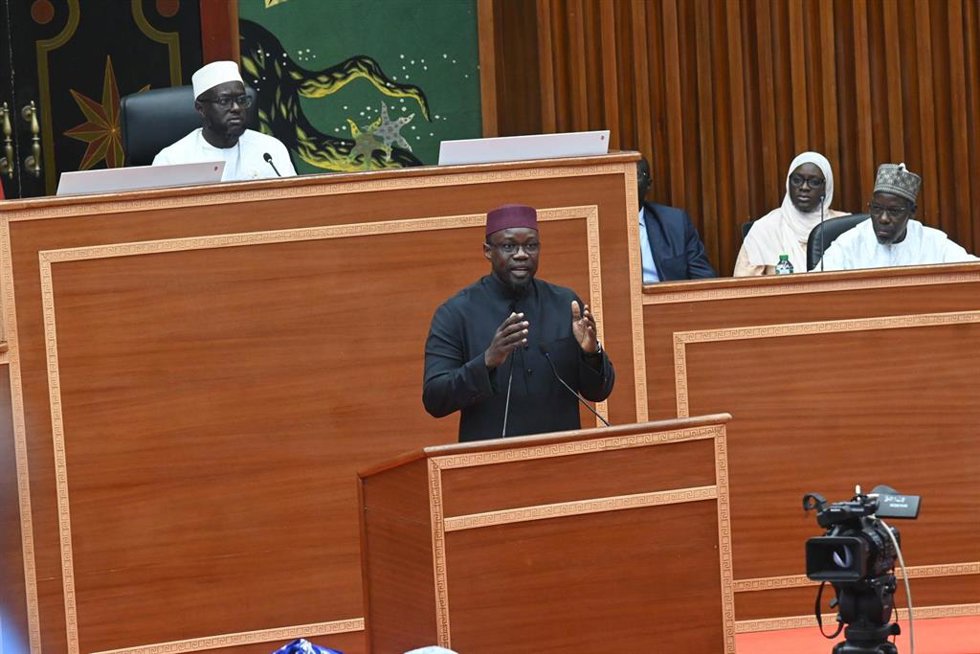 Archivo - El ex primer ministro de Senegal Ousmane Sonko da un discurso ante el Parlamento en febrero de 2025 (archivo)