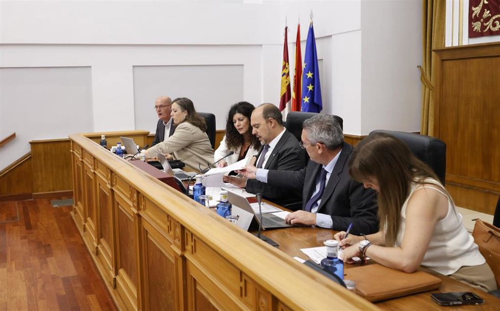 Pleno de las Cortes de Castilla-La Mancha
