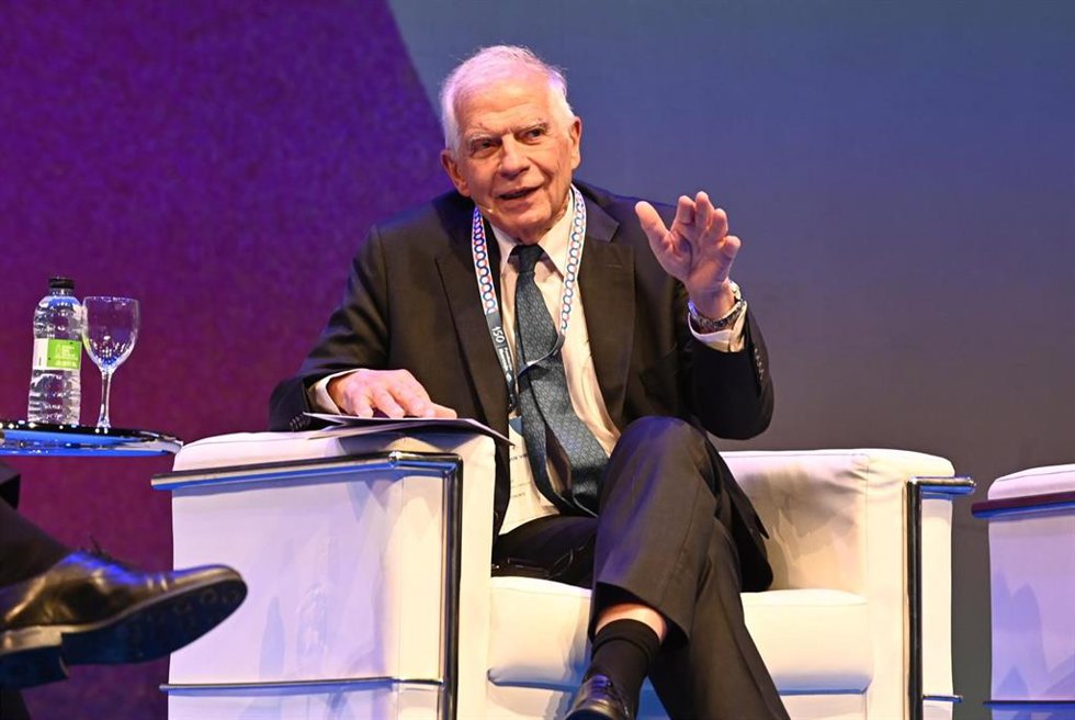 El ex alto Representante para Asuntos Exteriores de la Unión Europea y exministro socialista Josep Borrell, durante la celebración de la primera jornada del Congreso "La oportunidad del futuro", a 18 de junio de 2026, en Zaragoza, Aragón  (España). Este e
