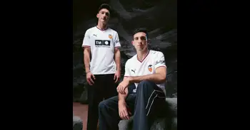 El València i Puma homenatgen al comiat de Mestalla en la samarreta 2026-27