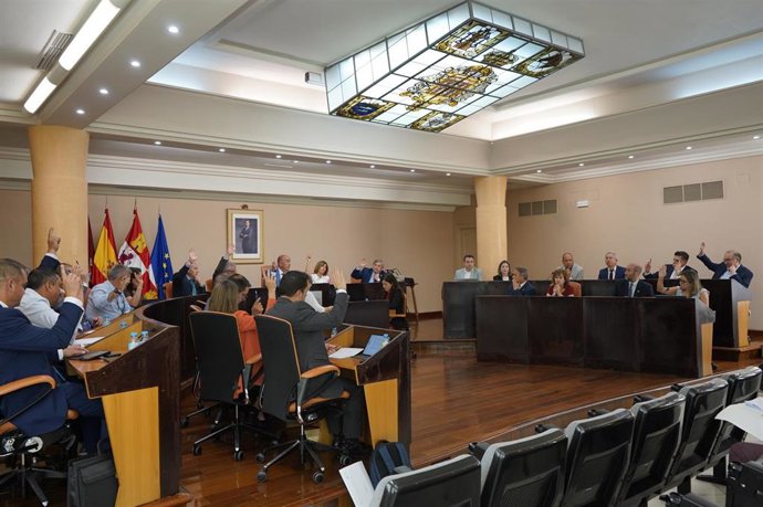 Pleno de la Diputación de Segovia celebrado este jueves.