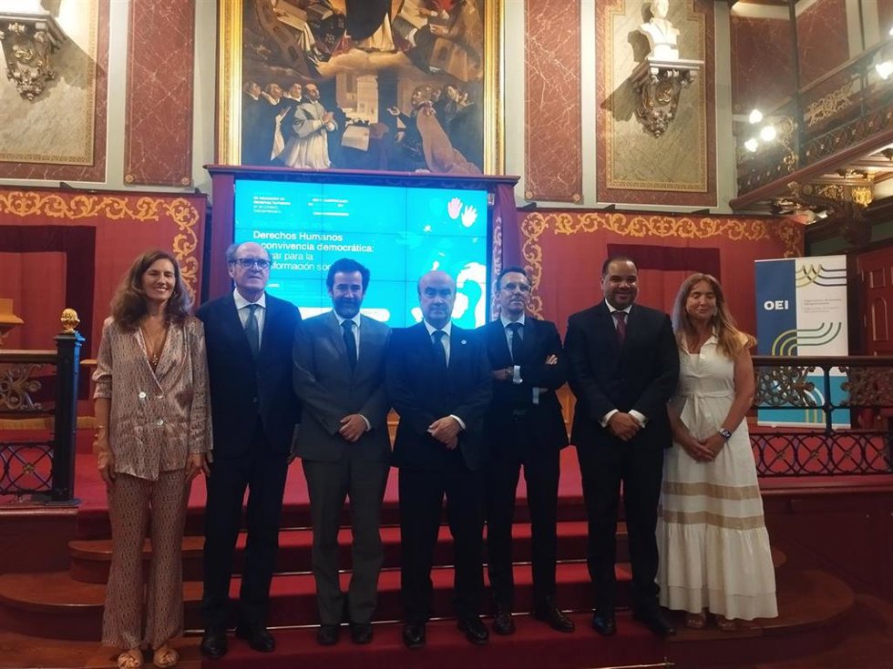 Asistentes a las "Jornadas de educación en derechos humanos en el contexto iberoamericano" desarrolladas en la Universidad de Deusto.