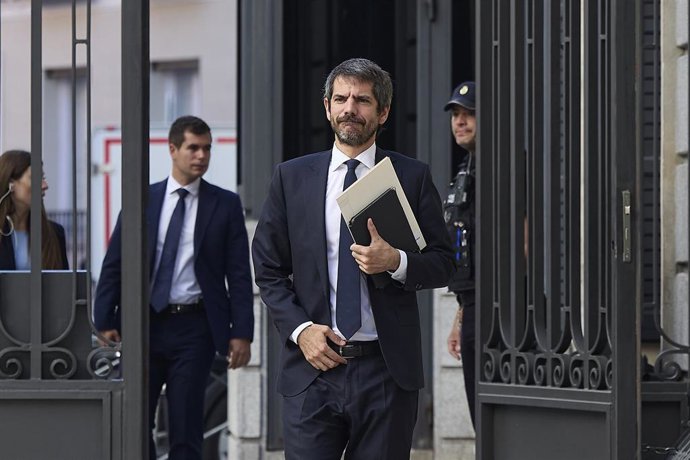 El ministro de Cultura, Ernest Urtasun, durante una sesión plenaria, en el Congreso de los Diputados, a 18 de junio de 2026, en Madrid (España). El pleno del Congreso aborda hoy la convalidación de dos decretos-ley: uno que declara diversos eventos cultur