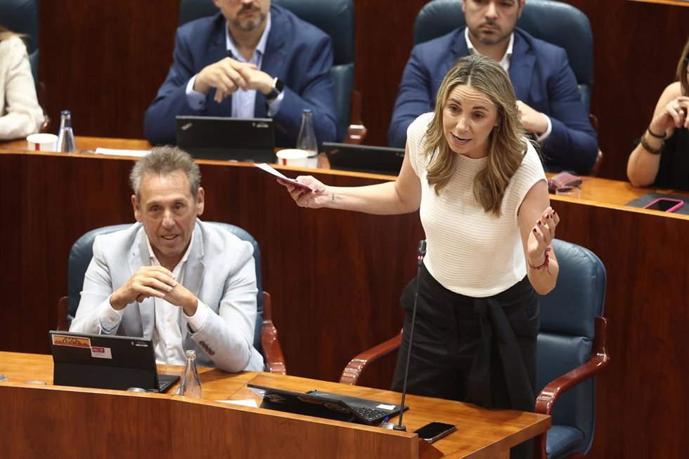 La portavoz del grupo socialista en la Asamblea, Mar Espinar, durante una sesión plenaria, en la Asamblea de Madrid, a 18 de junio de 2026, en Madrid (España). 